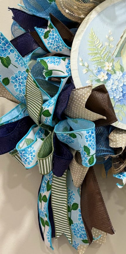 Birdhouse Hydrangea Deco Mesh Wreath