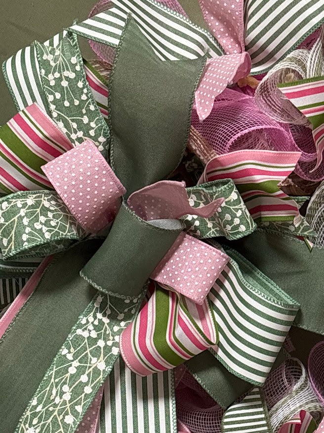 Baby Highland Cow Pink & Sage Wreath