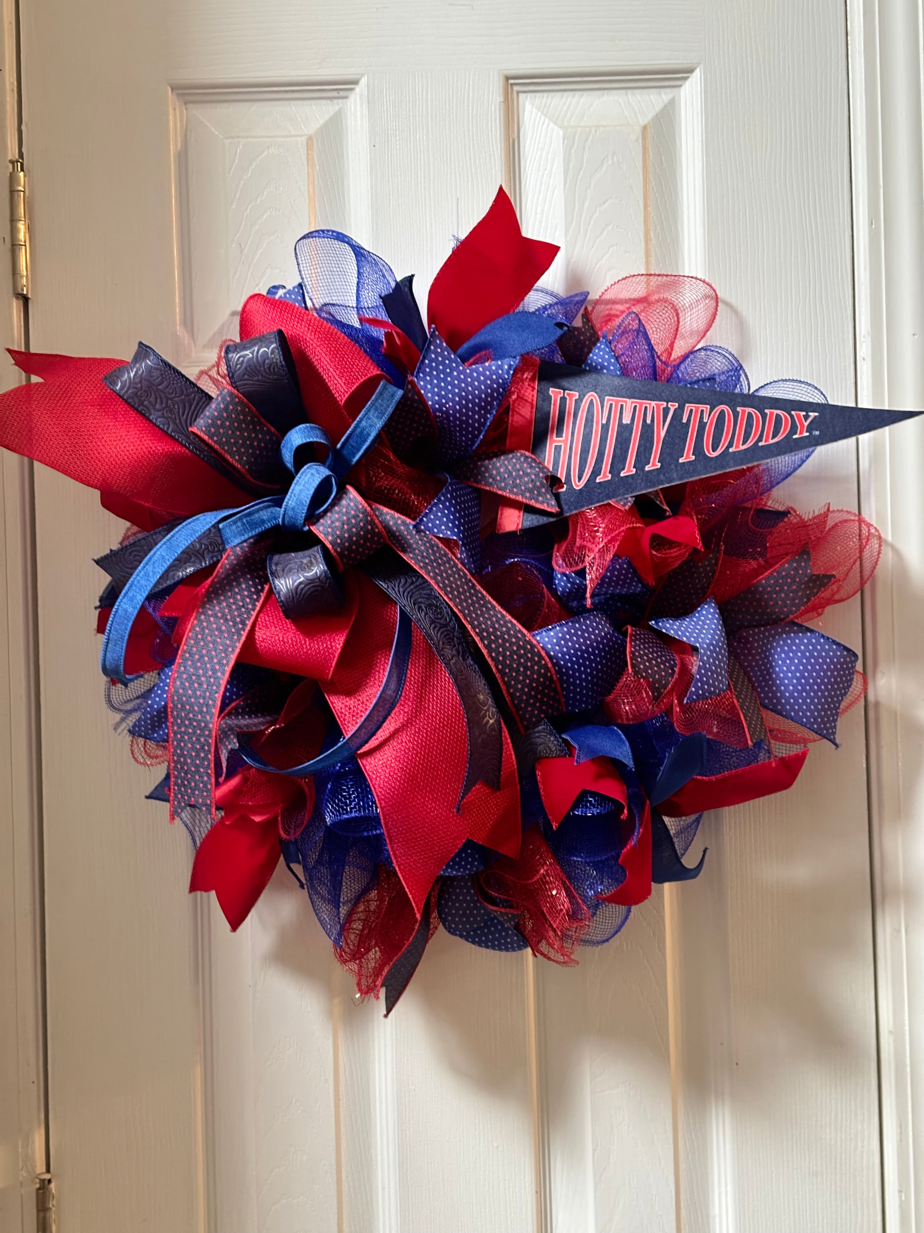 Ole Miss Hotty Toddy Team Pride Wreath