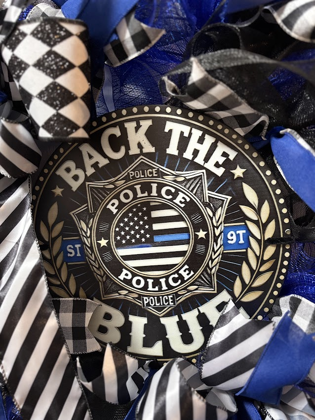 Back the Blue Thin Blue Line Wreath