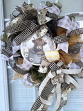 Highland Cow Bath Time Wreath